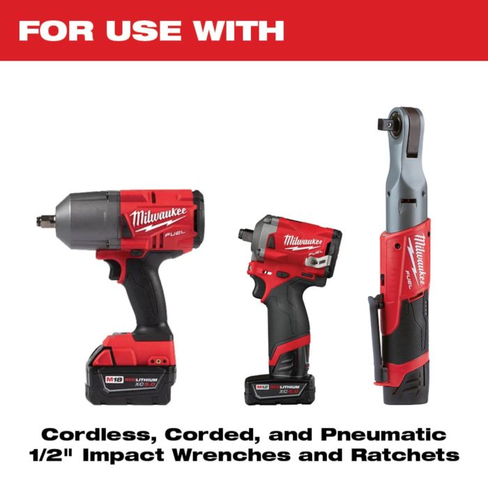 Lug nut socket for impact driver outlet