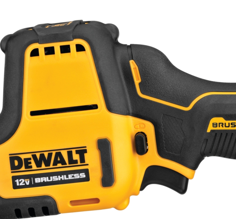 XTREME 12V MAX* BRUSHLESS ONE-HANDED CORDLESS RECIPROCATING SAW (TOOL ONLY)