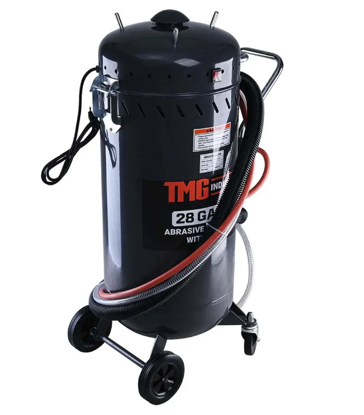 28 Gallon Abrasive Sandblaster, Built-in 1200W Vacuum System, 115 PSI, 90 CFM